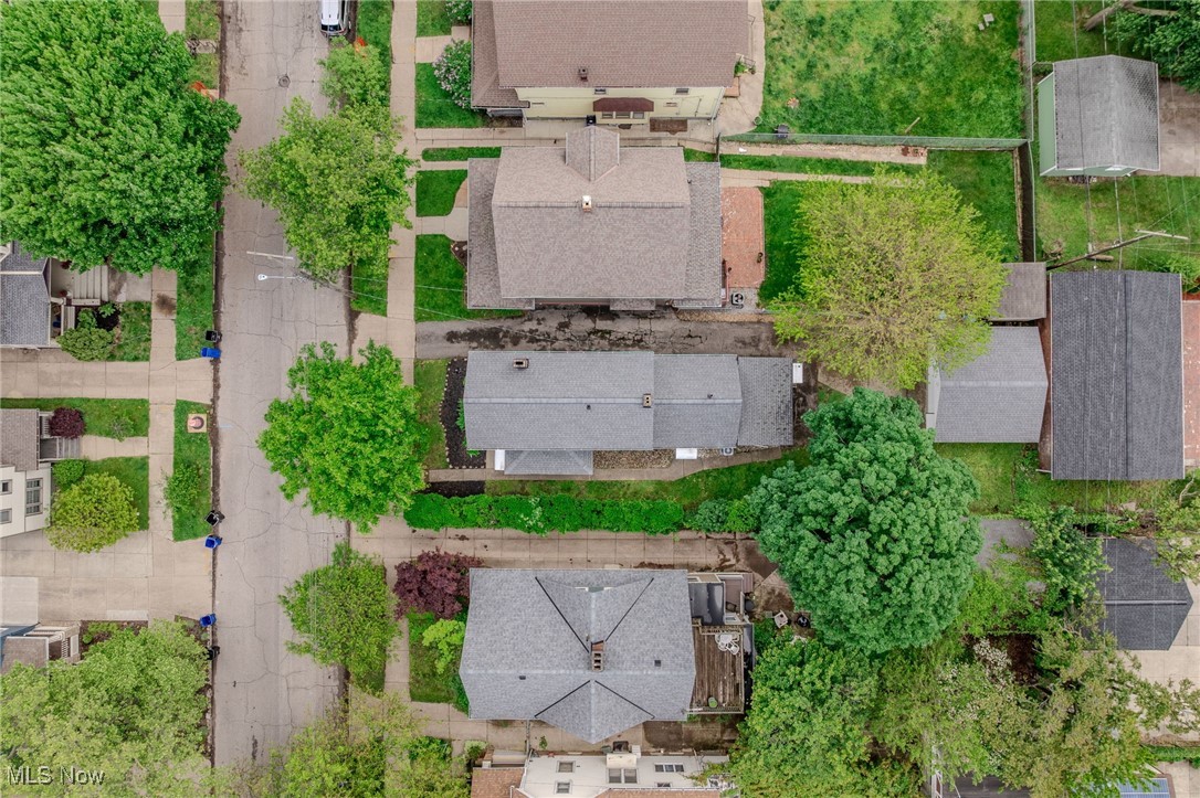 6813 W Clinton Avenue, Cleveland, Ohio image 45
