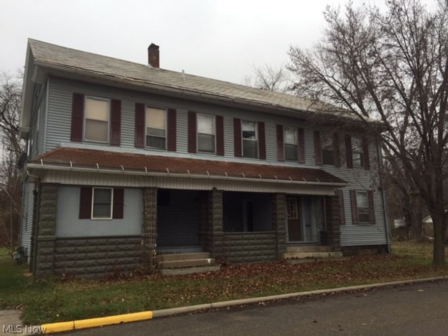 Can be purchased with 115 Hammersley Dr/ N Main, which is adjacent on the side street. This building is older than the auditor indicates and has some sloped floors. Newer high efficient furnace in the basement. Separate electric has not been turned on for years.