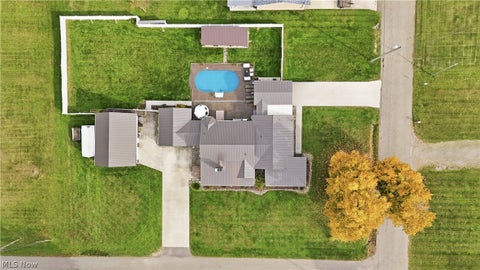 Tiny photo for 4166 Groveland Avenue SW, Navarre, OH 44662 (MLS # 5257025)