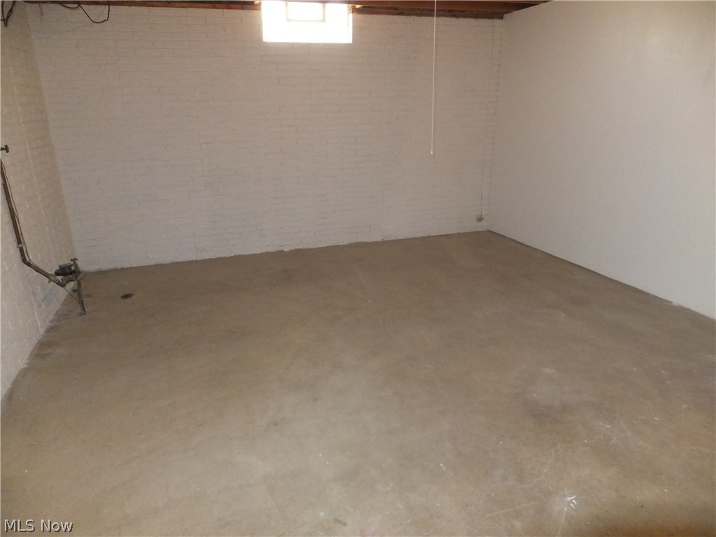 Dawncliff 04 - Residential Income