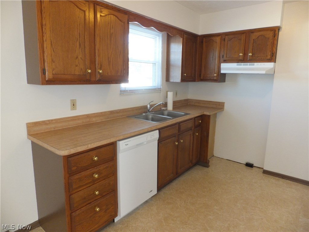 Dawncliff 04 - Residential Income