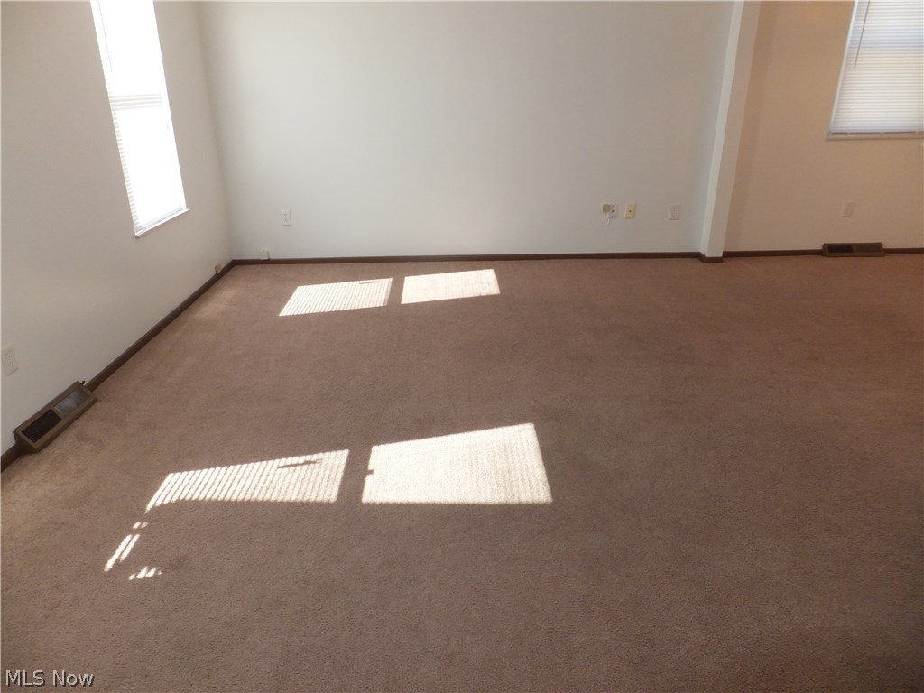 Dawncliff 04 - Residential Income