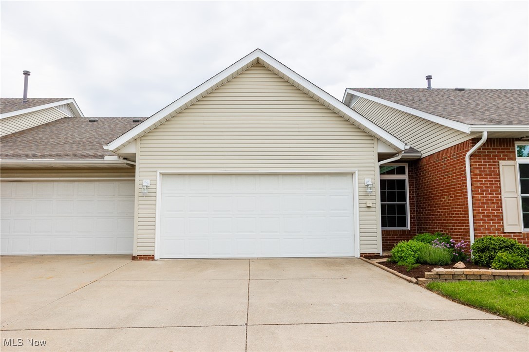 217 Greenbriar Lane, Dalton, Ohio image 3