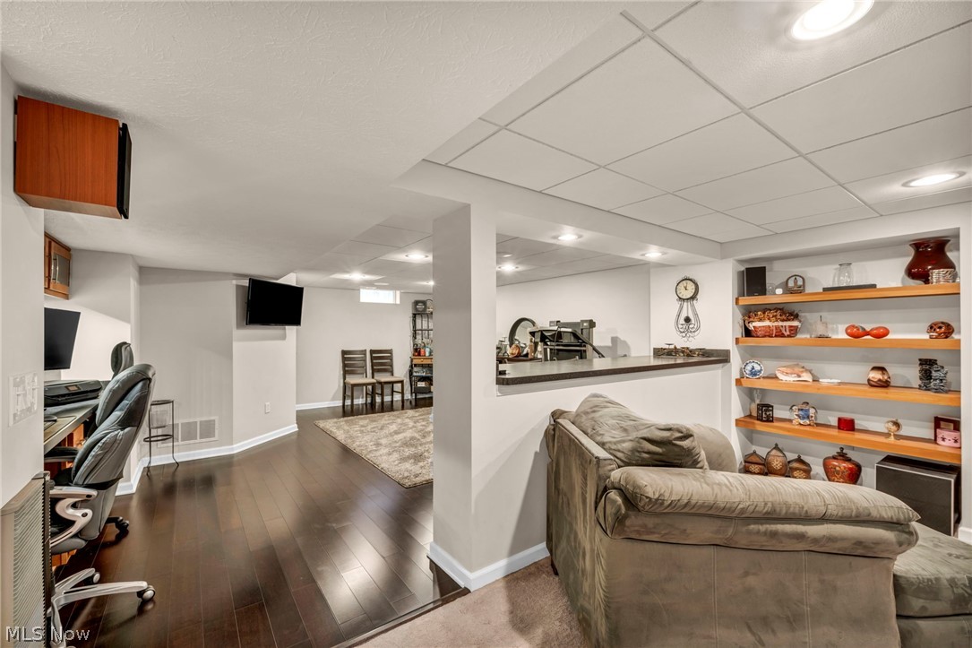 Westbury Place Ph 01 - Residential