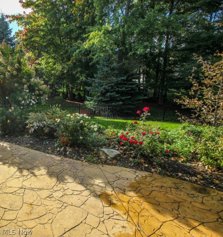 Lake Isaac Reserve - Residential