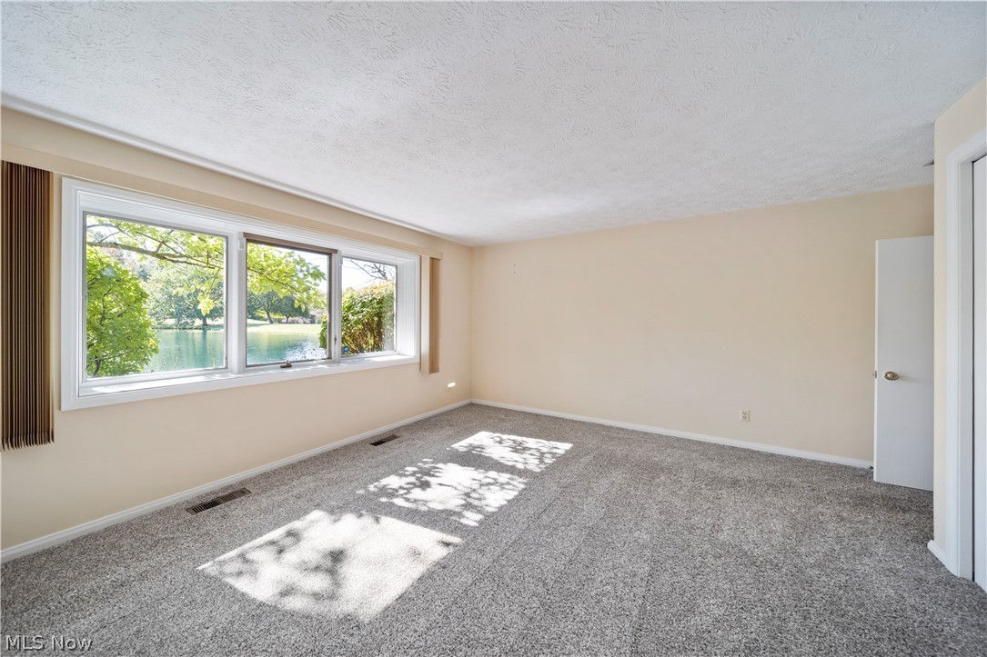 Auburn Lakes - Residential