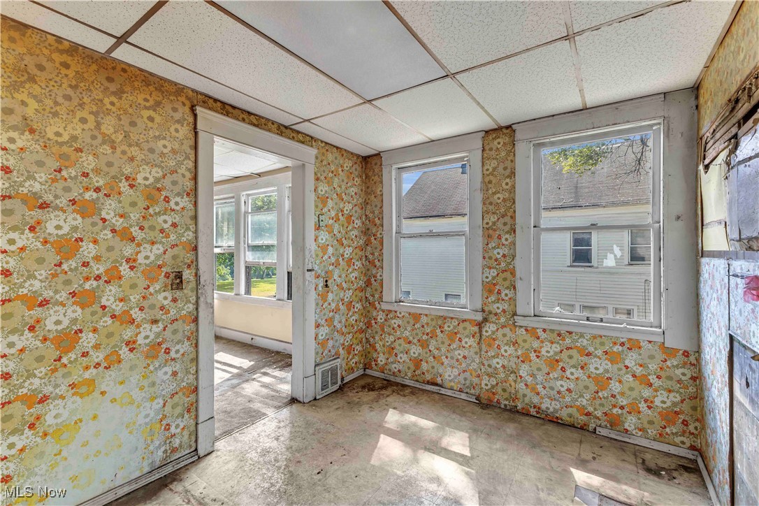 Zenas Kings Sub - Residential Income