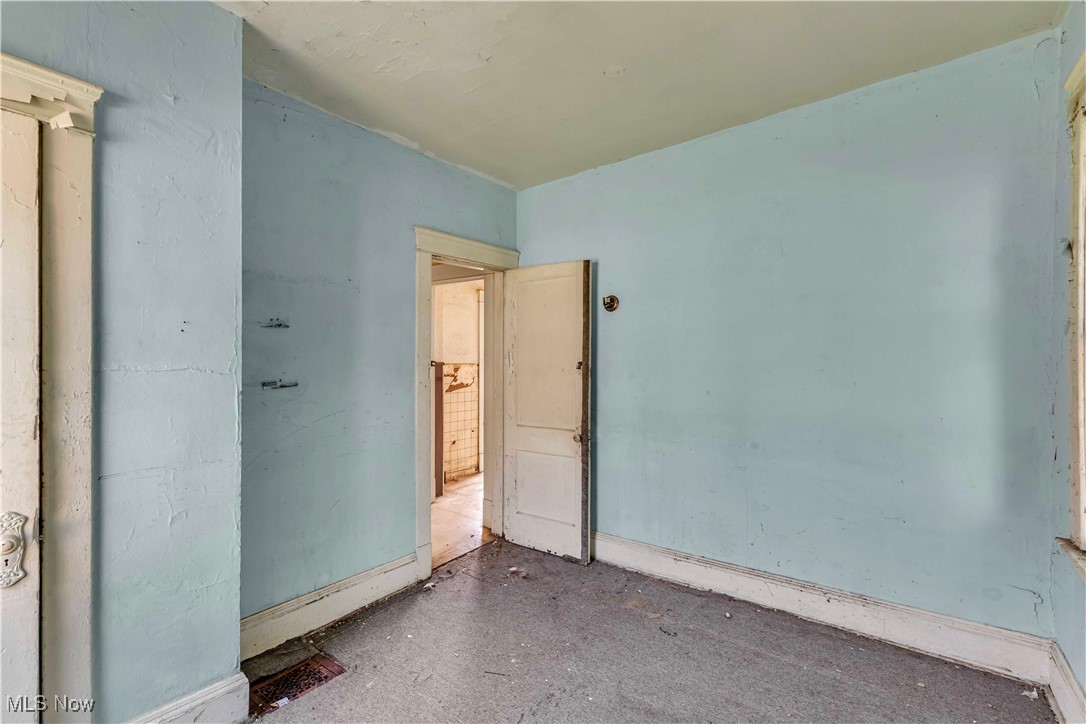 Zenas Kings Sub - Residential Income