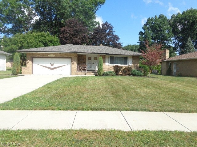979 E Decker Drive