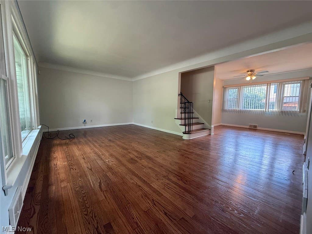Photo of 24113 E Silsby Road, Beachwood, OH 44122 (MLS # 5225460)