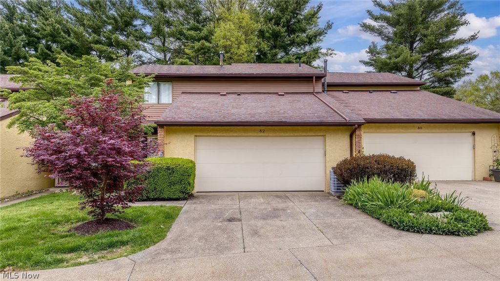 Photo of 82 Silver Valley Boulevard, Munroe Falls, OH 44262 (MLS # 5210133)