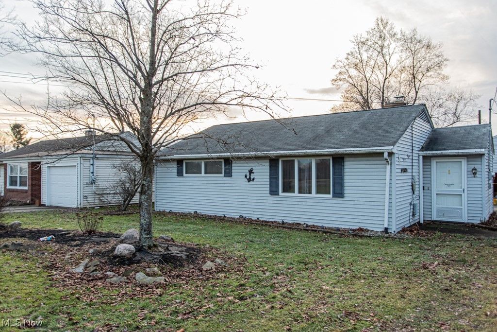 Photo of 4453 N Leavitt Rd, Warren, OH 44485 (MLS # 5180850)