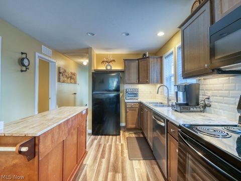 Tiny photo for 6610 Lear Nagle Road #156, North Ridgeville, OH 44039 (MLS # 5202712)