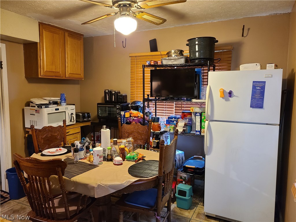 Crisp & Pettiebones Fairview A - Residential