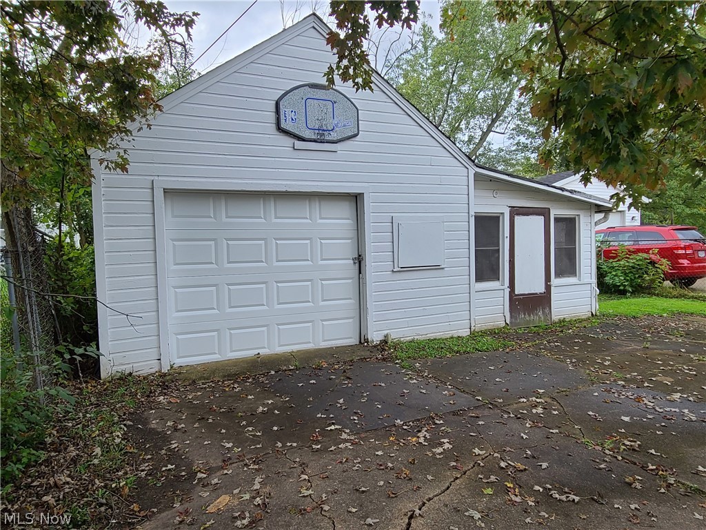 Crisp & Pettiebones Fairview A - Residential