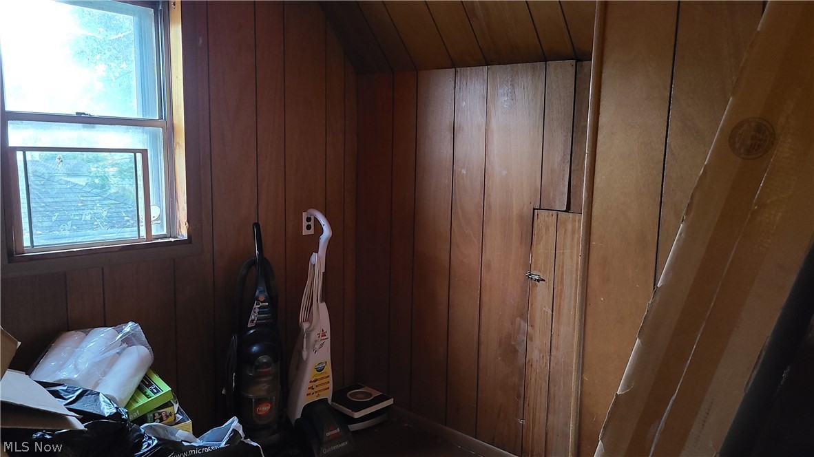 Crisp & Pettiebones Fairview A - Residential