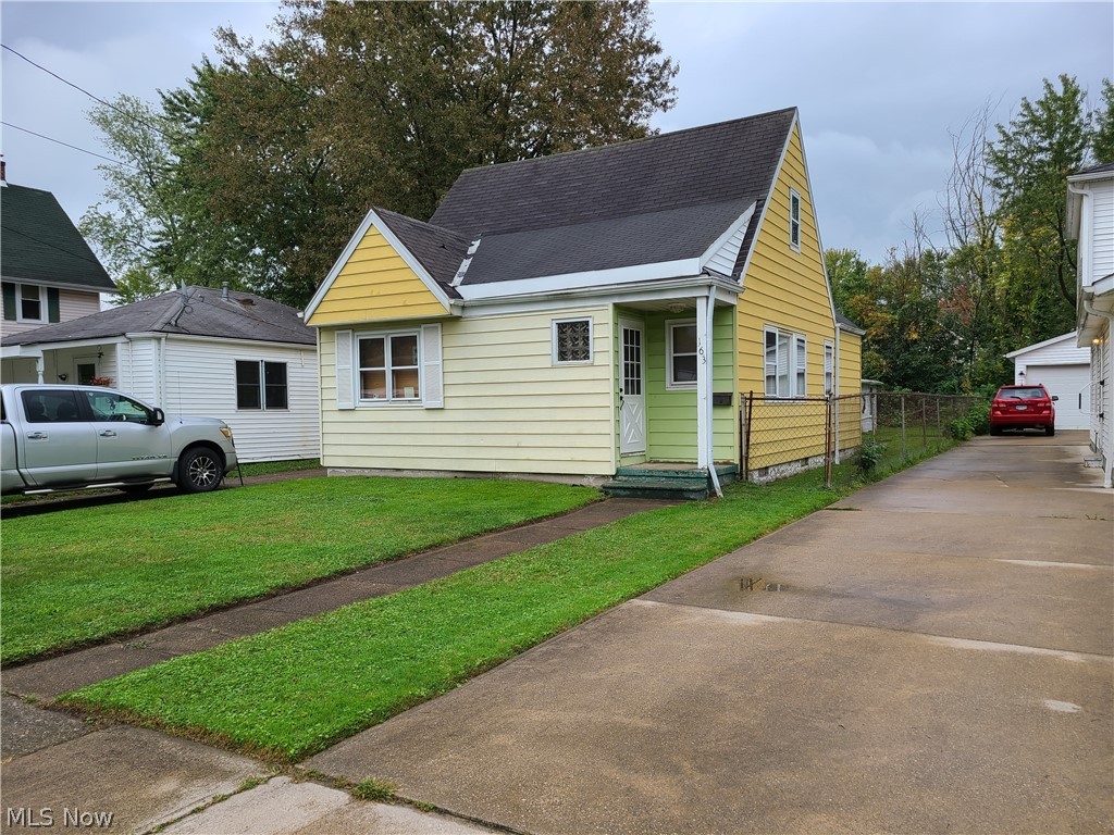 Crisp & Pettiebones Fairview A - Residential