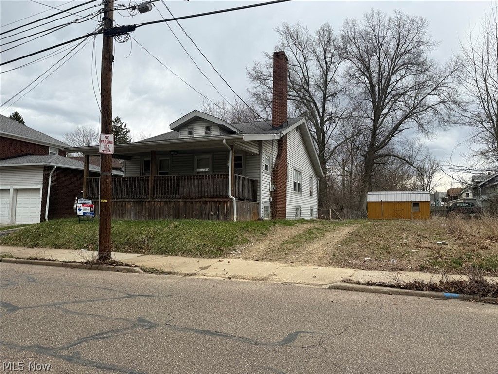 Photo of 343 Madison Avenue, Akron, OH 44320 (MLS # 5193236)