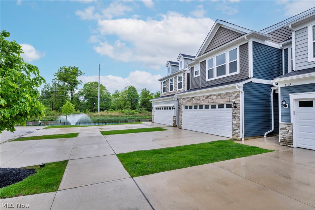 Parkway Crossing - Residential