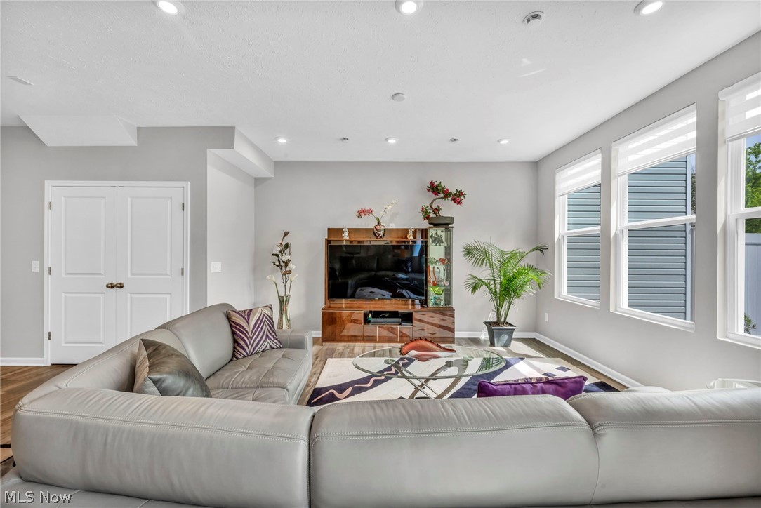 Parkway Crossing - Residential