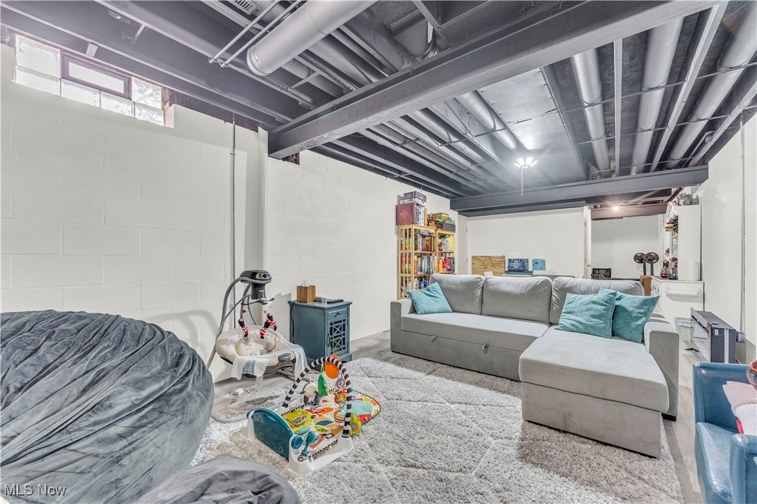 9592 Covington Avenue, Cleveland, Ohio image 41