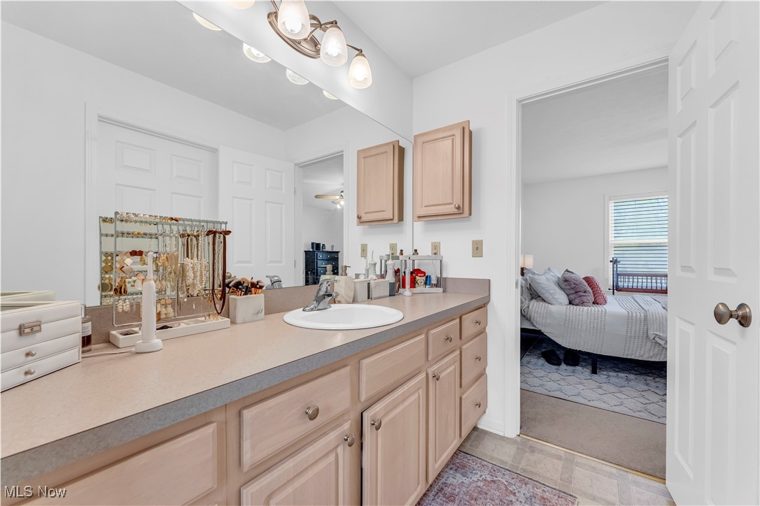 9592 Covington Avenue, Cleveland, Ohio image 33