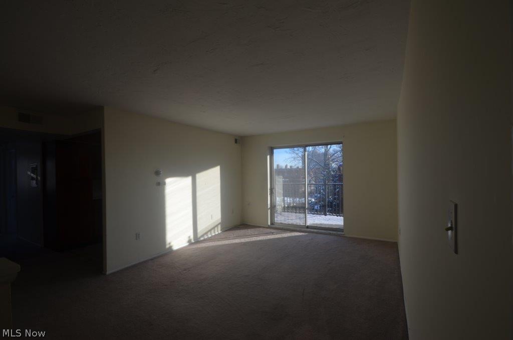 Coral Rock Condo - Residential