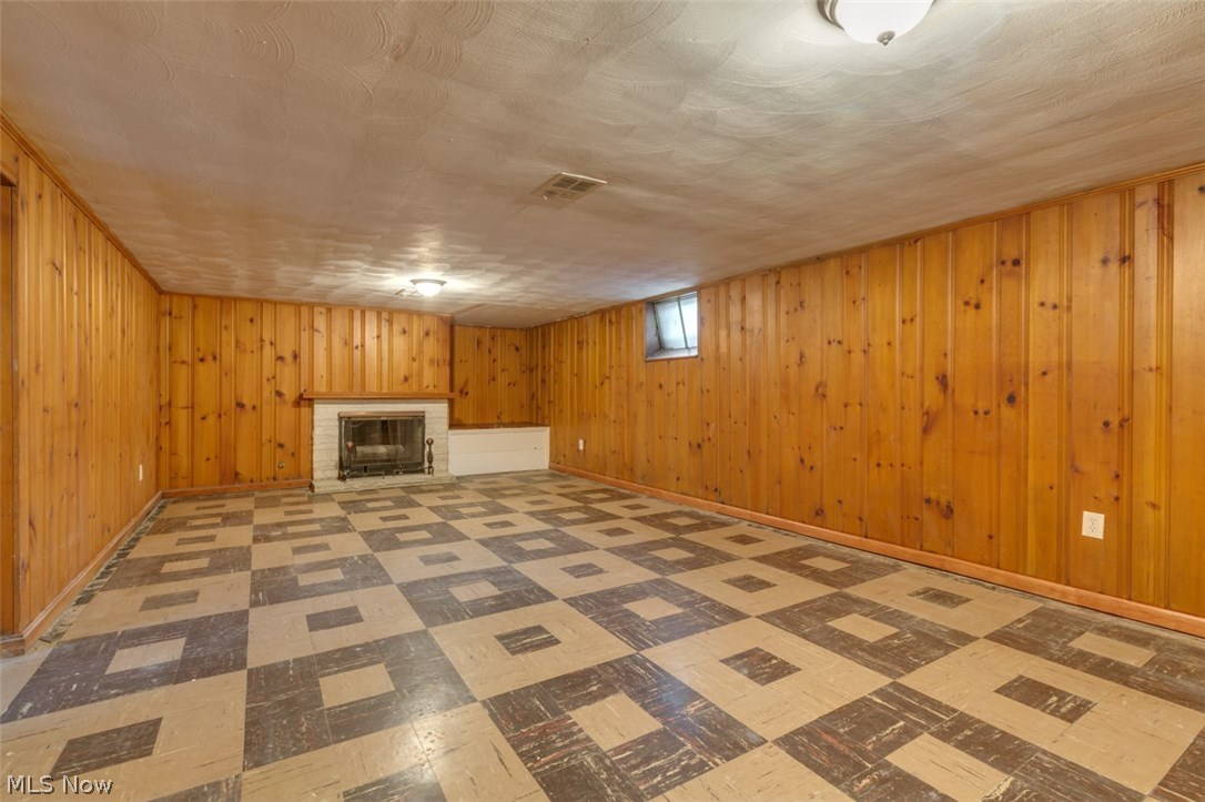 Forest Hills - Residential Lease