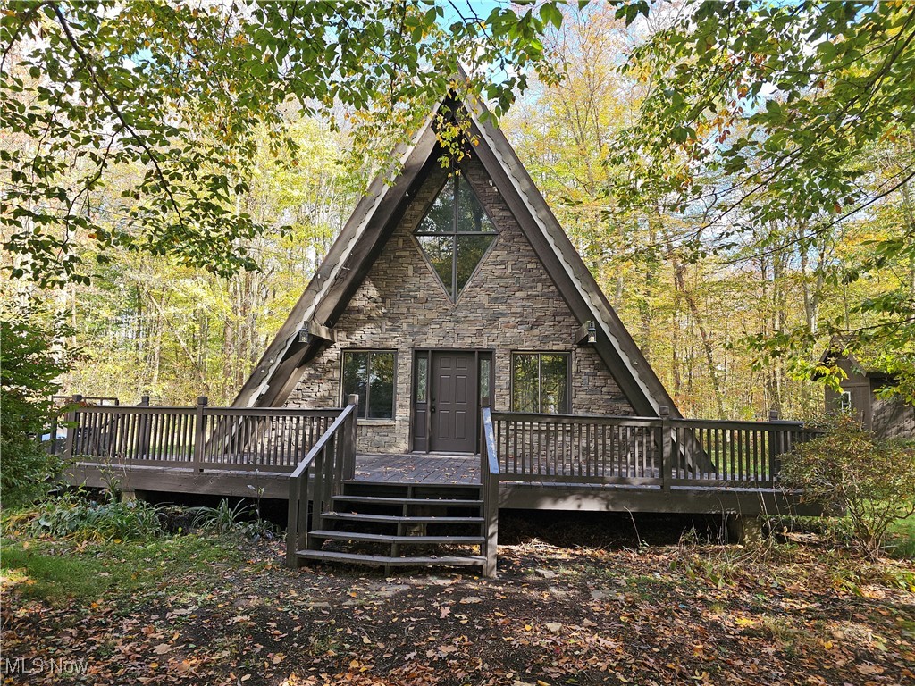 Roaming Rock Shores - Residential