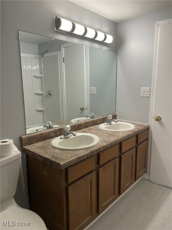 Roaming Rock Shores - Residential