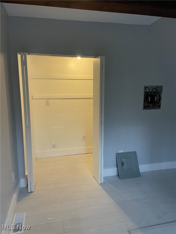 Roaming Rock Shores - Residential