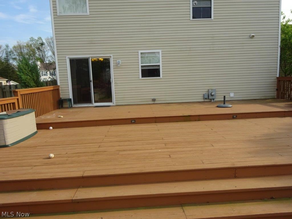 Golden Estate - Residential