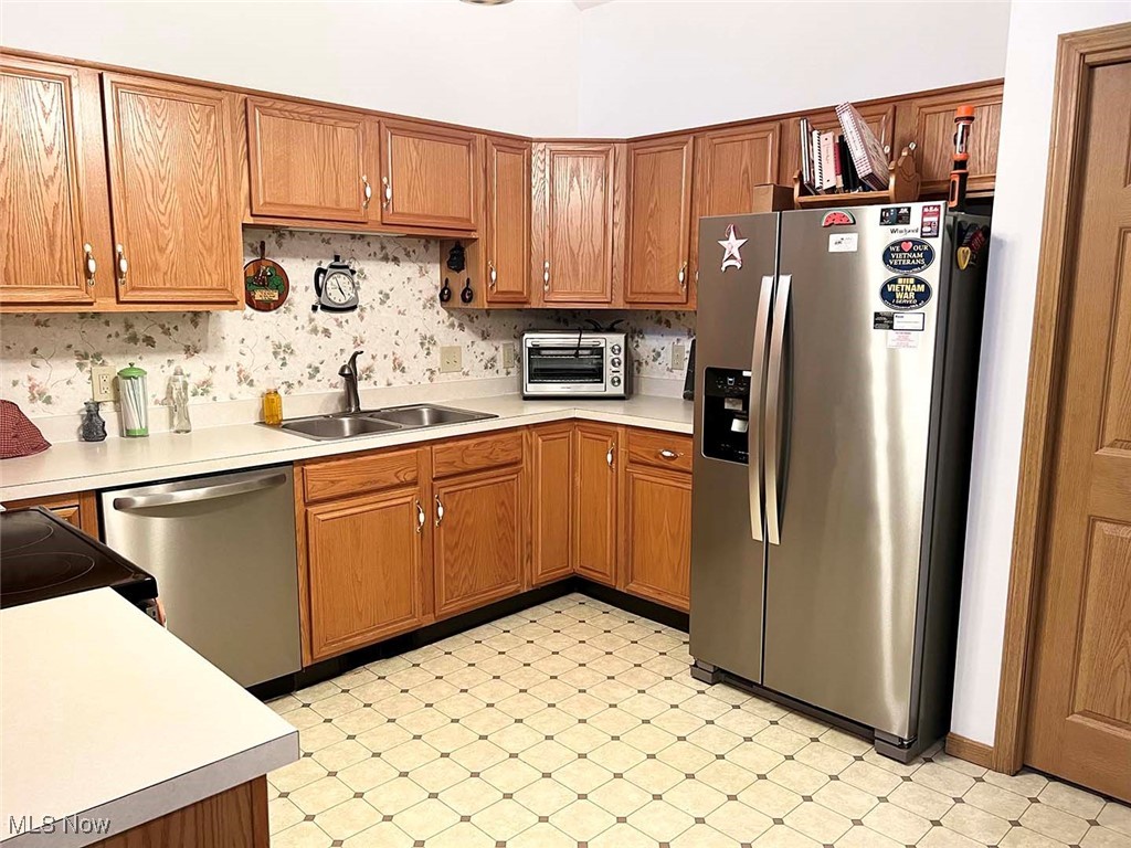 Cambridge On The Crk Condos - Residential