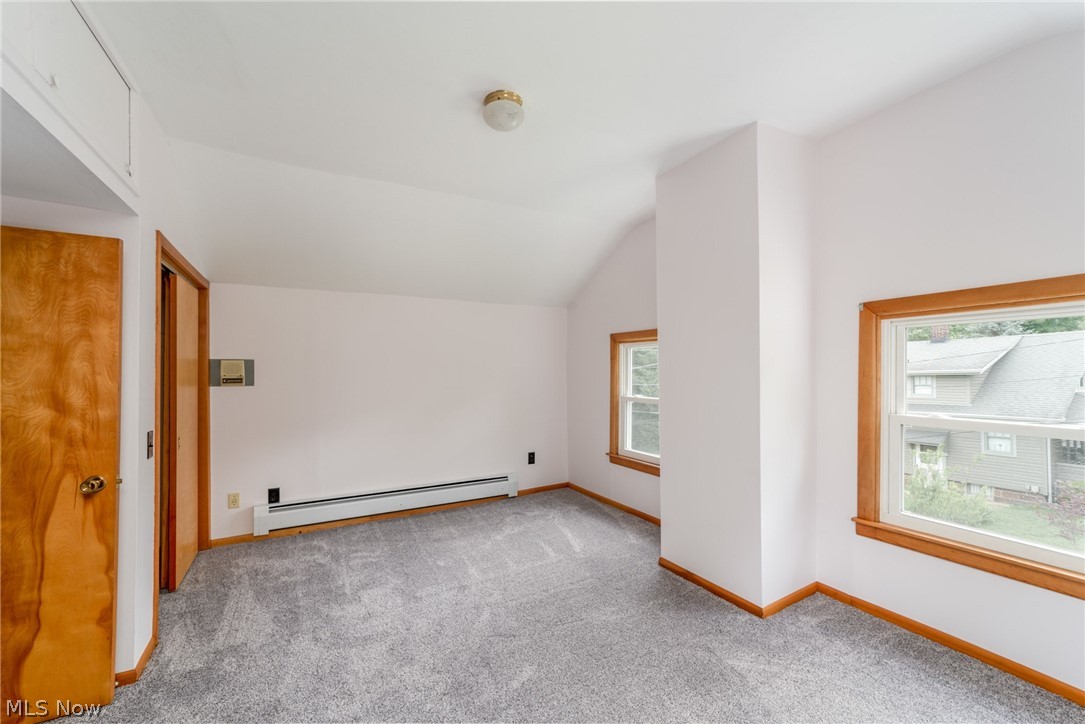 Town/Damascus - Residential