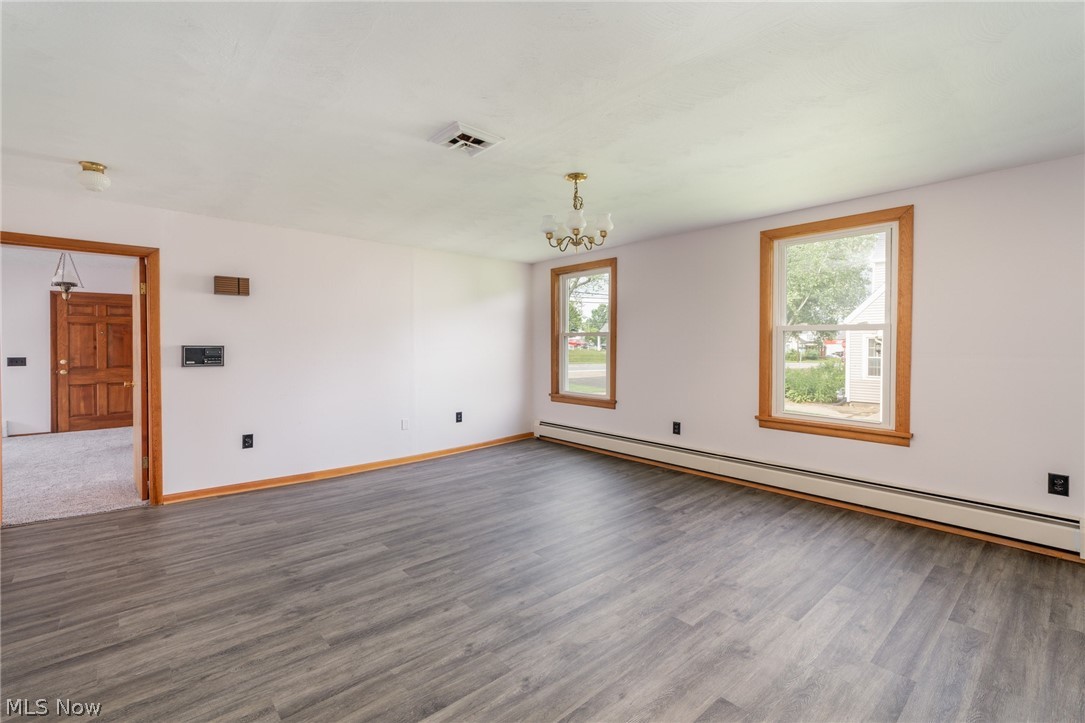 Town/Damascus - Residential