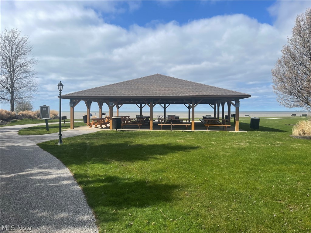 Tradewinds Villas Condo - Residential