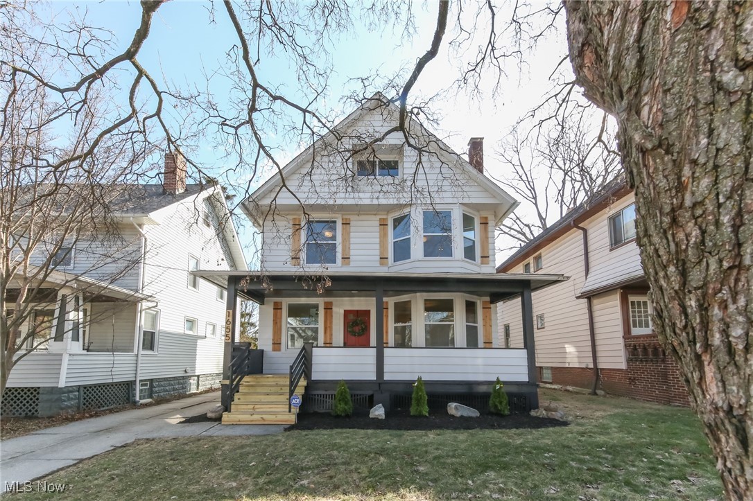1655 Lauderdale Avenue, Lakewood, Ohio image 2