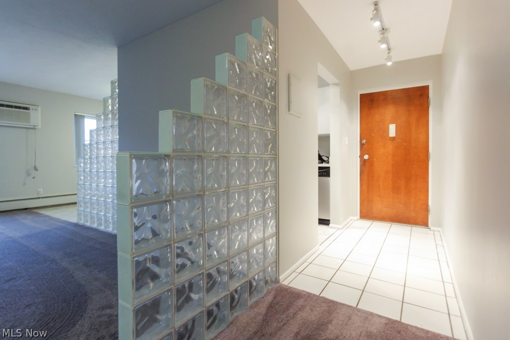 Pine Crest Condo - Residential