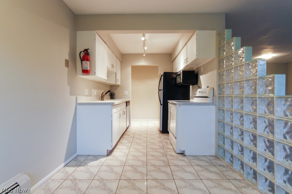 Pine Crest Condo - Residential