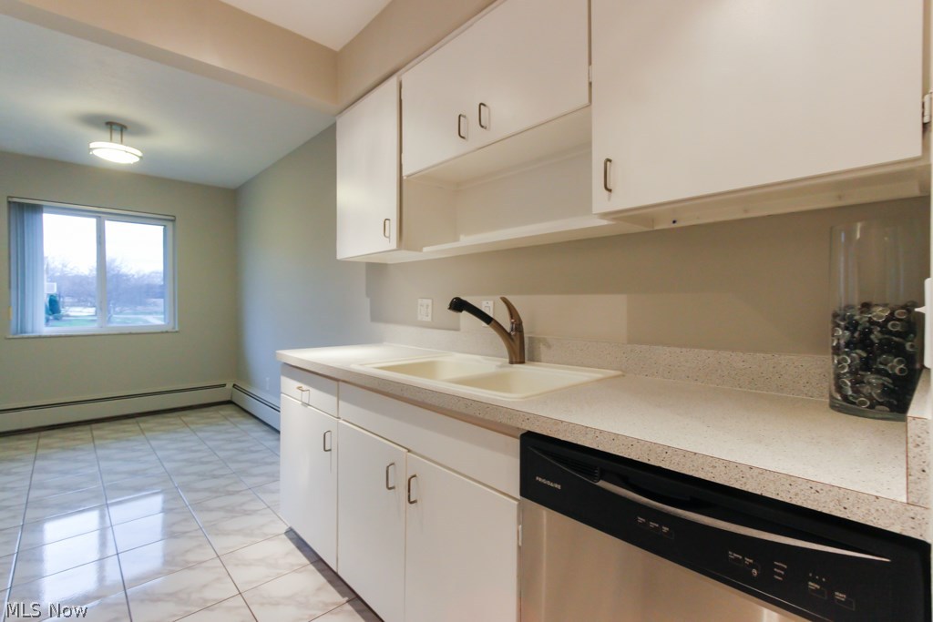 Pine Crest Condo - Residential