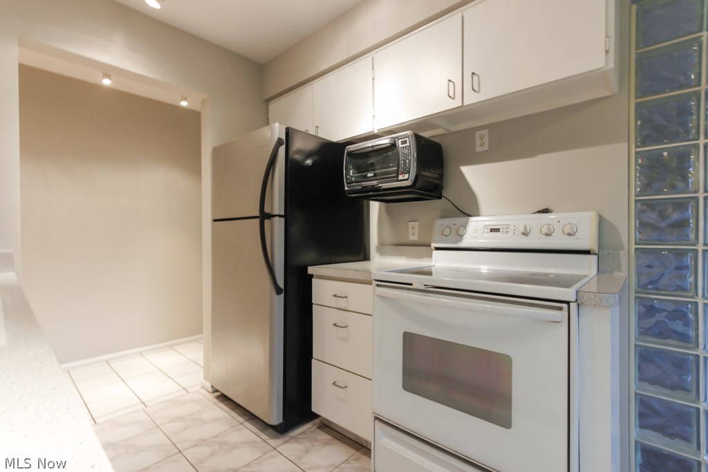 Pine Crest Condo - Residential