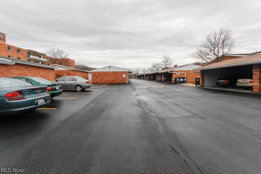 Pine Crest Condo - Residential