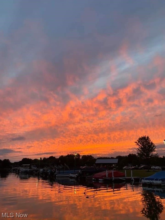 Aurora Shores - Residential