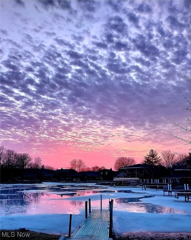 Aurora Shores - Residential