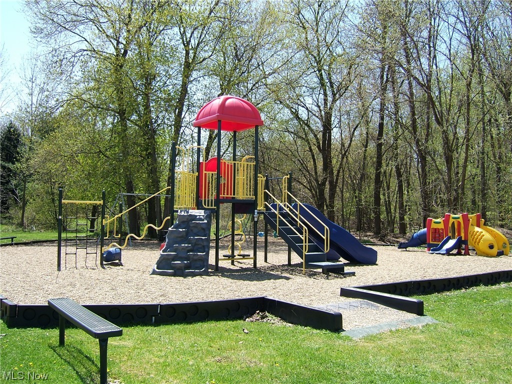 Aurora Shores - Residential