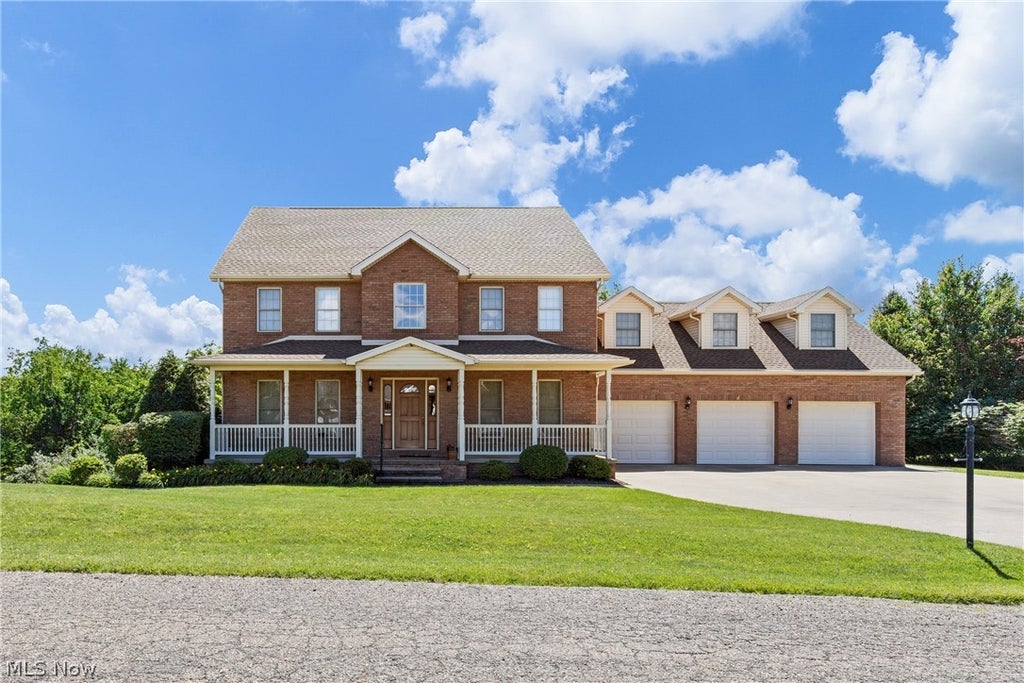 Photo of 46210 Country Lake Drive, St Clairsville, OH 43950 (MLS # 5226283)