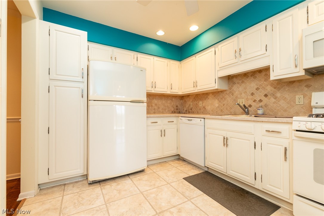 Acacia On The Green - Residential