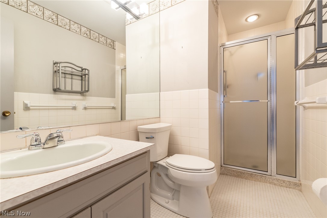 Acacia On The Green - Residential