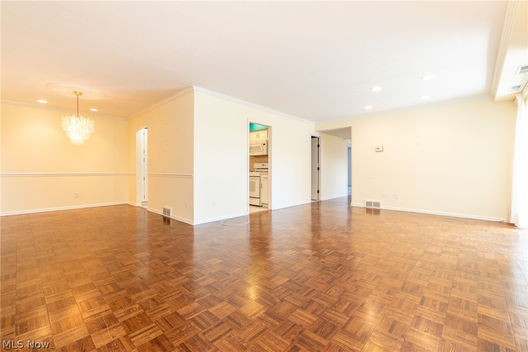 Acacia On The Green - Residential