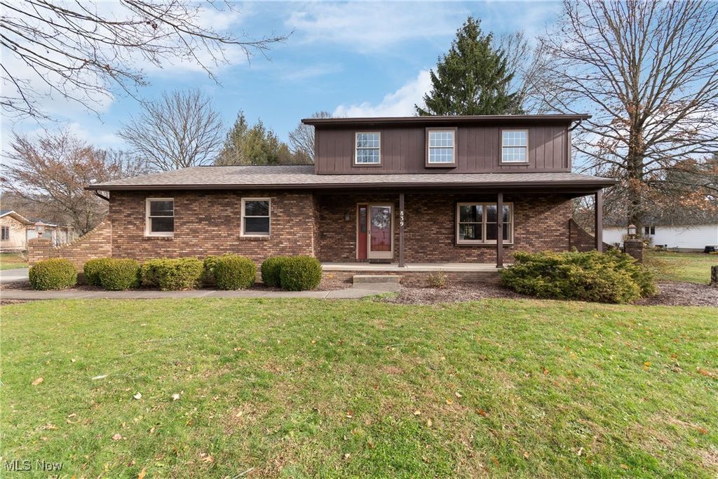 Photo of 839 Skyside Drive, Clinton, OH 44216 (MLS # 5175318)